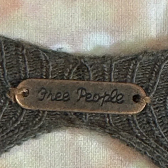 Free People Olive Green Ribbed Knit Ruffle Sleeve V-Neck Skater Keyhole Back - Picture 3 of 8